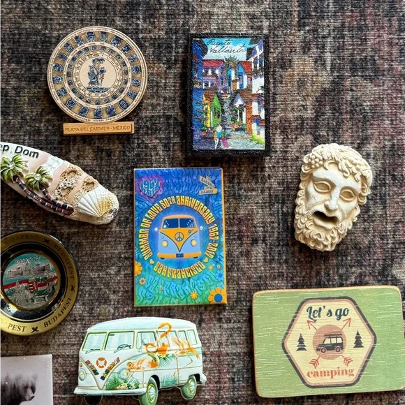 Assorted Decorative Travel Magnets Set - Picture 5 of 5
